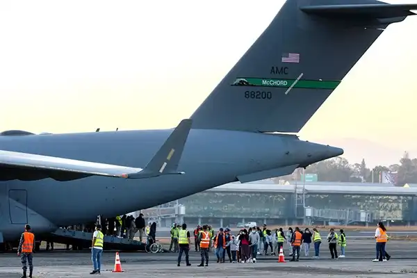 peruanos deportados nuevo vuelo