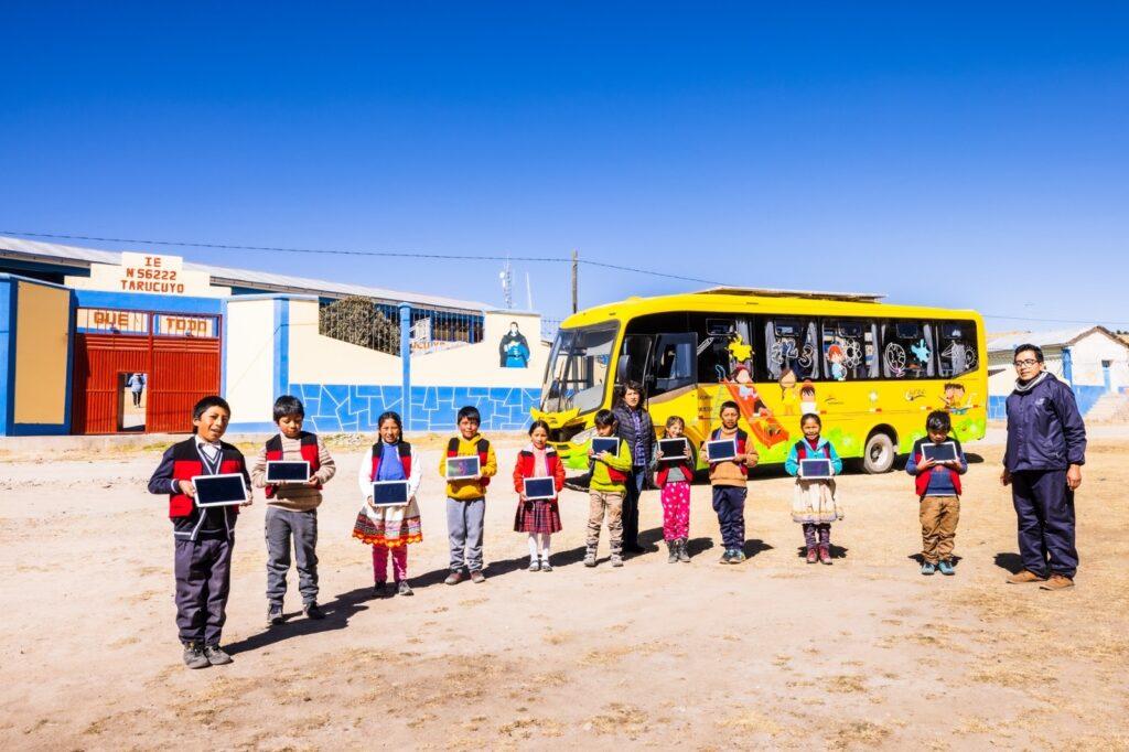 cusco: más de 3,000 estudiantes de la provincia de espinar se benefician de programas educativos