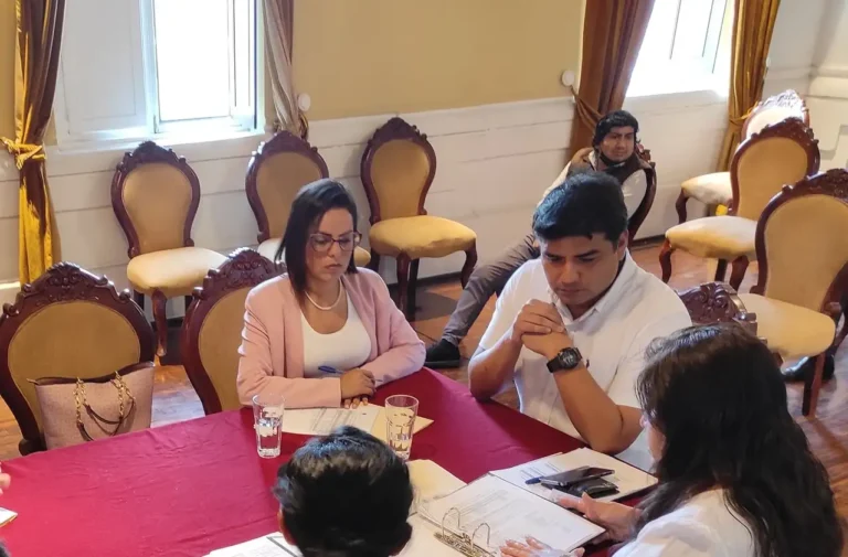 denuncia maryo reyna y diana tello
