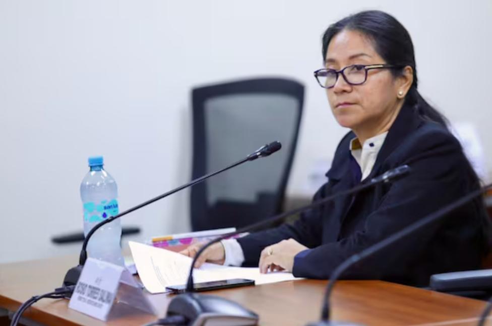 rosío torres en nuevo escándalo: contratos de personas en el congreso