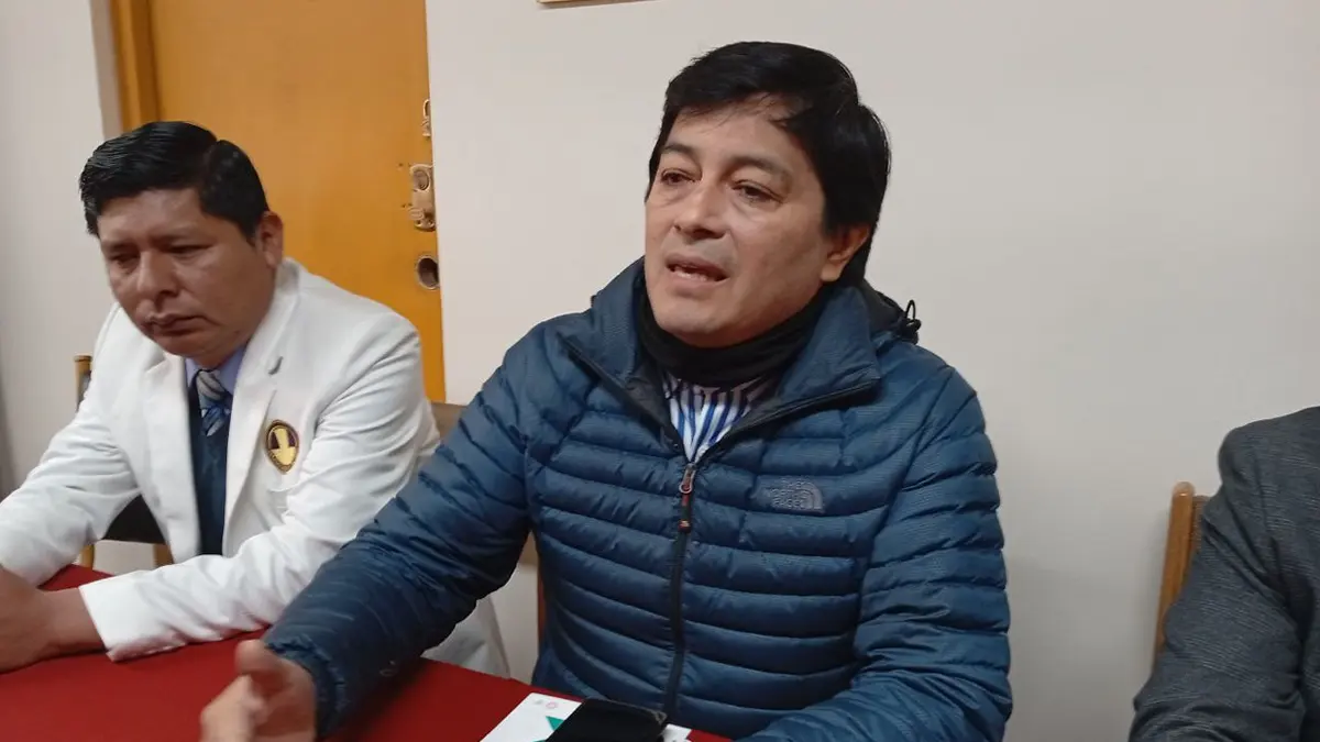 juliaca: especialistas de lima atienden tras un año a estudiantes intoxicados