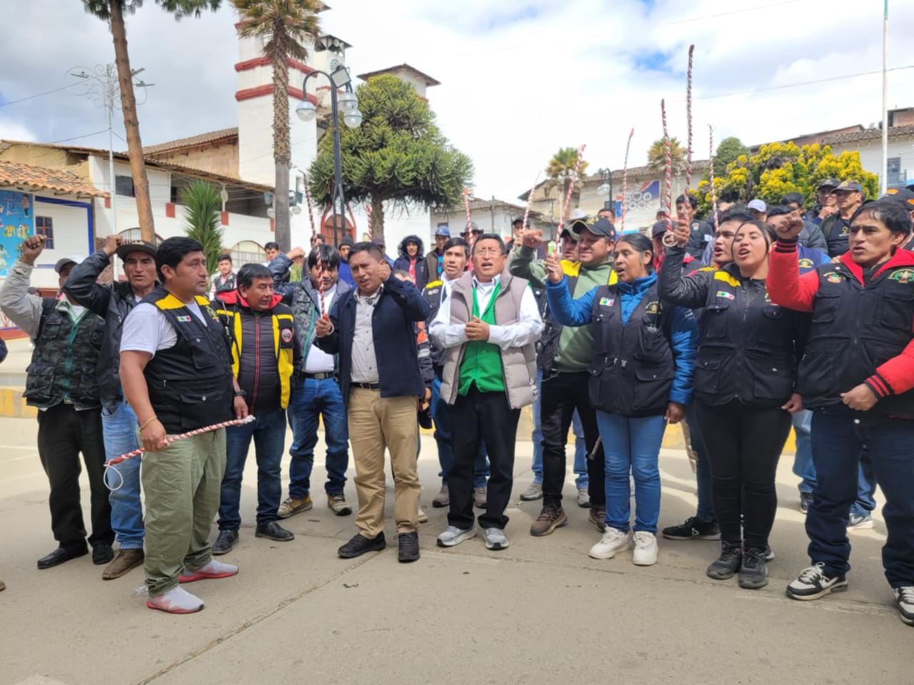 La Libertad: Alcalde de Pataz encabeza marcha contra Dina Boluarte por incumplimiento de obras