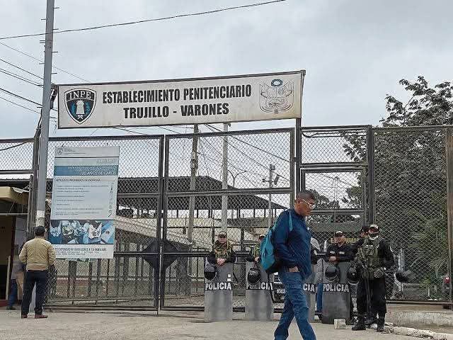 trujillo: acaban con la vida de preso en penal el milagro y esconden su cadáver en cilindro