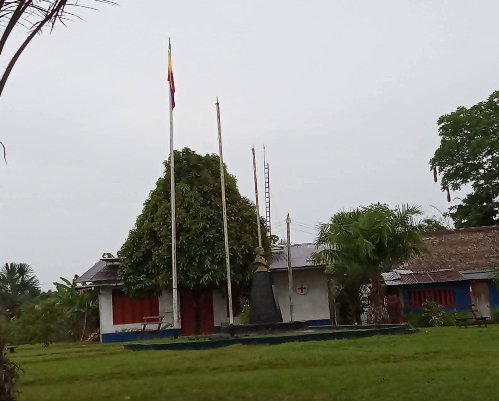 Loreto: Izan bandera colombiana en comunidad peruana del Putumayo