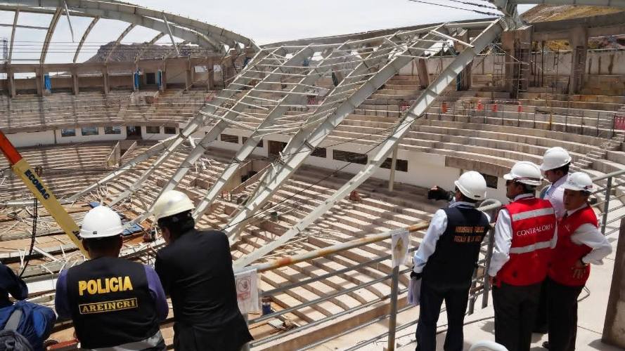 puno: fiscalía y contraloría intervienen obra del coliseo cubierto del club del pueblo en puno tras colapso de techo