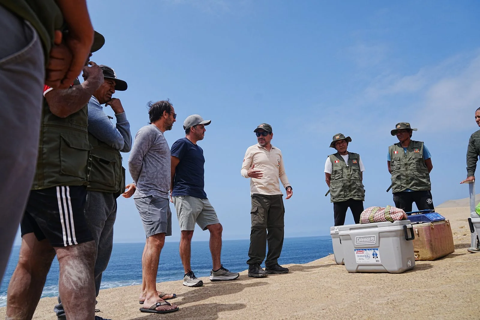 la alianza en la reserva nacional de paracas que une a la alta cocina con la pesca artesanal