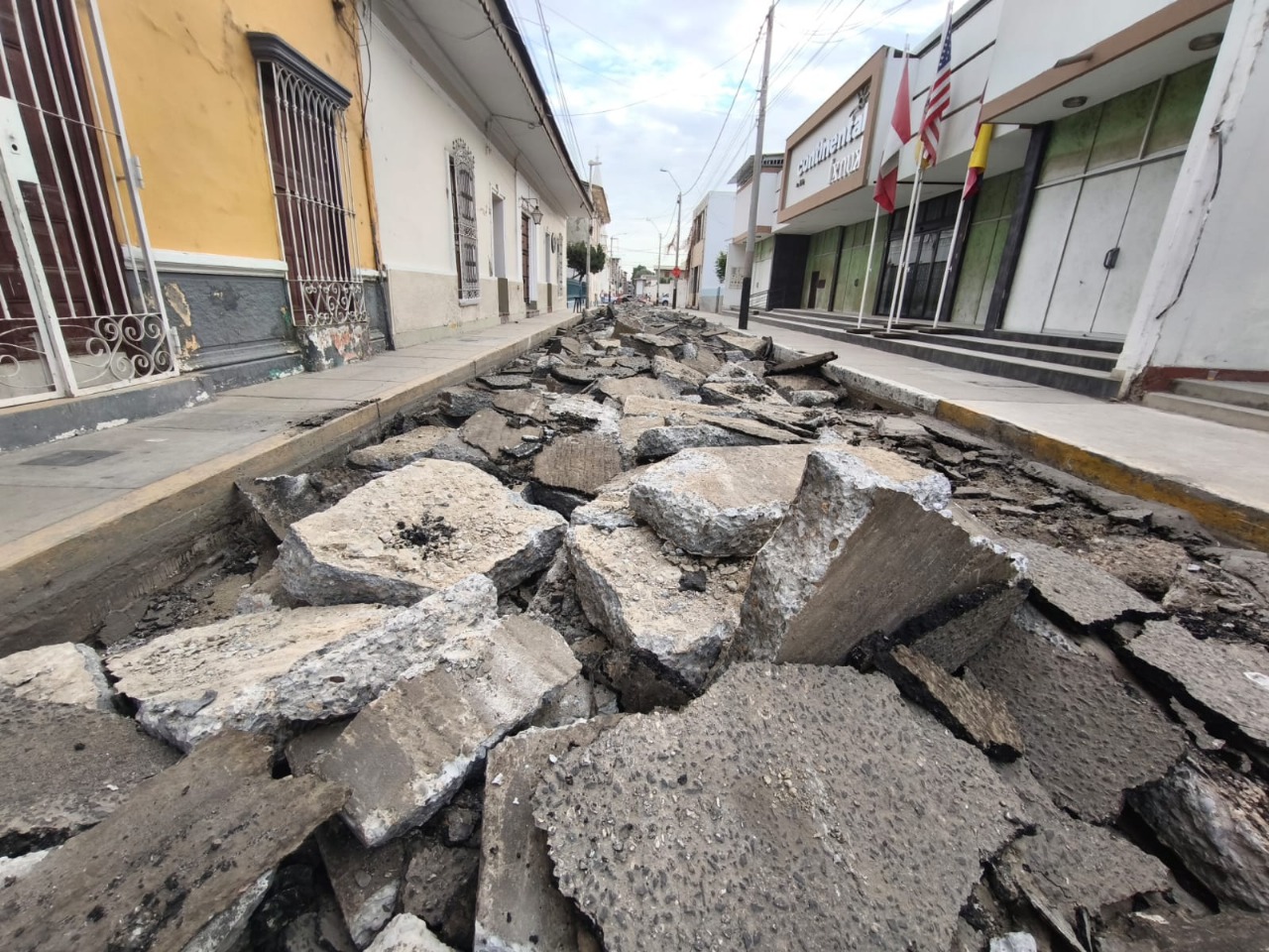 colegio de arquitectos plantea correcciones técnicas en obra del centro histórico de piura