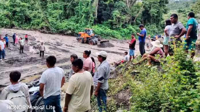 Pase sigue restringido en la ruta al Vraem por activación de quebradas