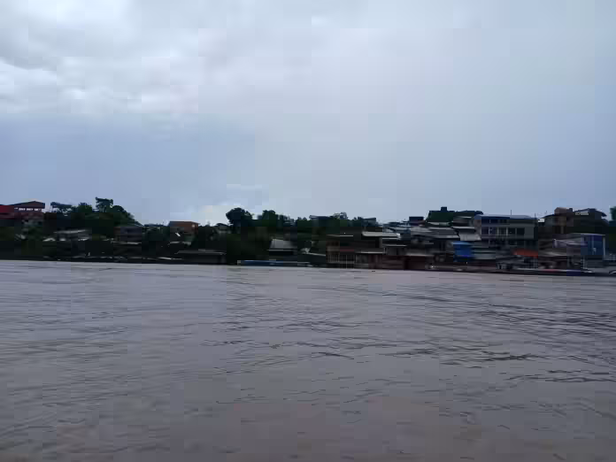 Ríos Ucayali y Huallaga entran en alerta naranja por aumento sostenido del caudal