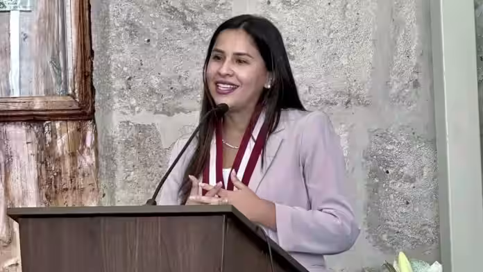 Oficialismo sigue controlando el Consejo Regional de Arequipa en 2026: Norma Ortega es elegida presidenta