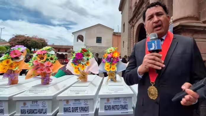 Restituyen restos de 17 víctimas de la violencia en Ayacucho tras años de peritajes forenses
