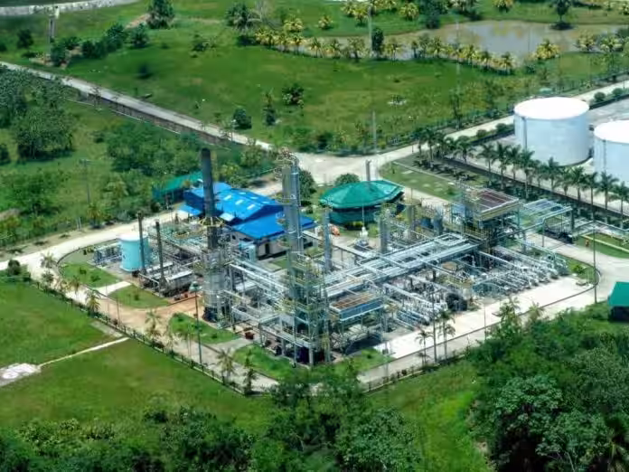 Se restablece abastecimiento de crudo a la refinería Iquitos