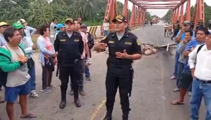 Productores de arroz inician huelga nacional y bloquean tramos de la carretera Fernando Belaunde Terry