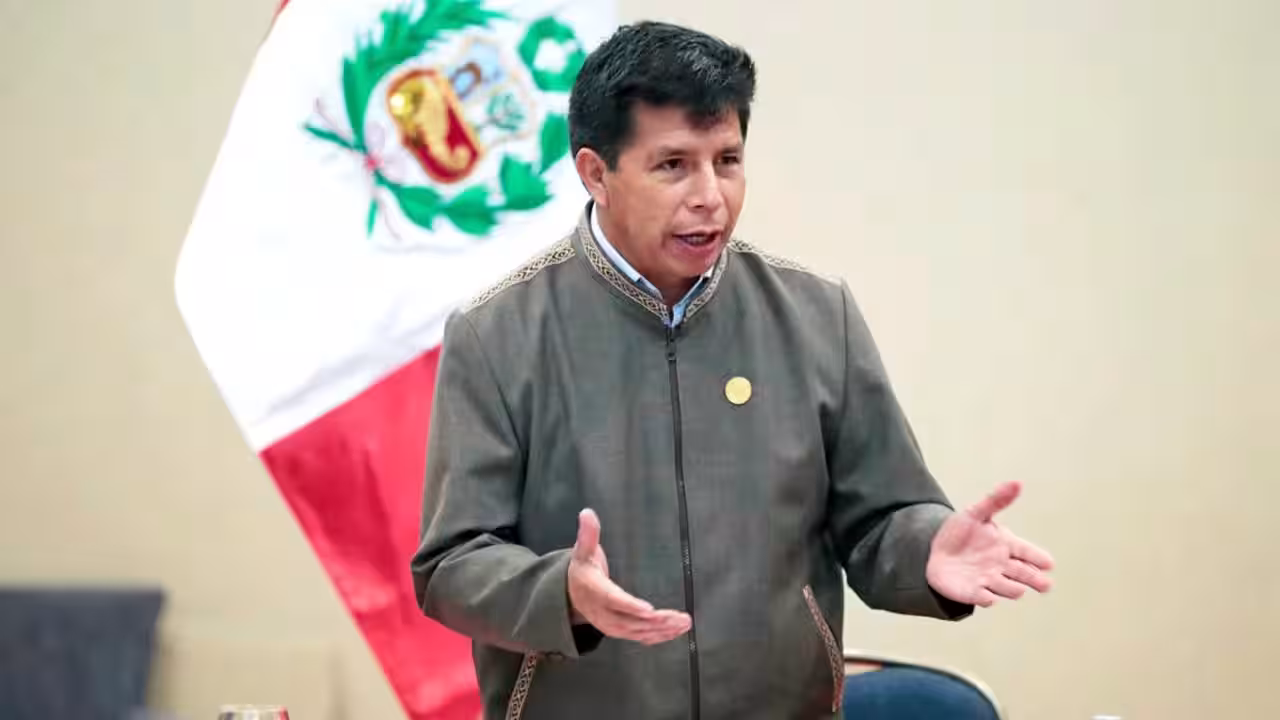 Defensa de Pedro Castillo solicita gracia presidencial para buscar su libertad