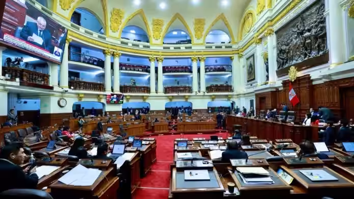 Nuevos diputados exigen descentralizar el presupuesto de infraestructura hacia las regiones