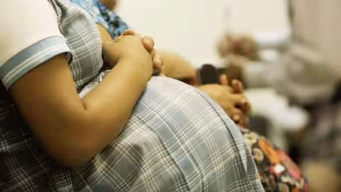 Madres adolescentes en Arequipa: Majes y Cerro Colorado encabezan lista en lo que va de 2026