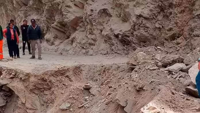 Pase restringido a Huancayo por colapso de carretera