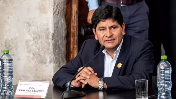 Denuncian penalmente a gobernador regional por riesgos al habilitar vía Arequipa – La Joya