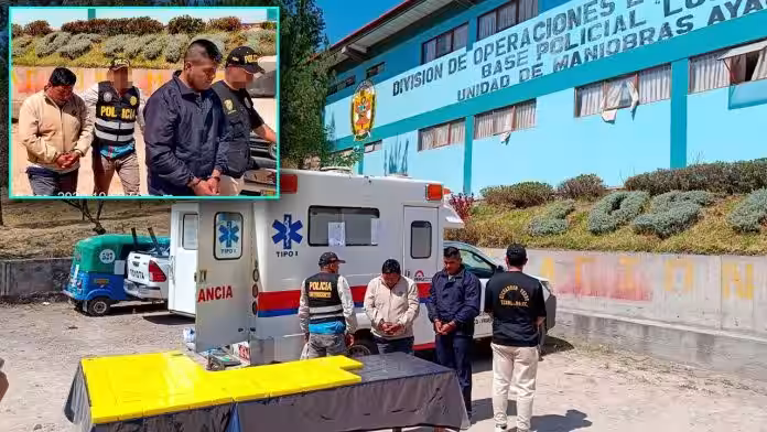Ayacucho: Ambulancia que trasladaba a herido ocultaba 69 paquetes de cocaína