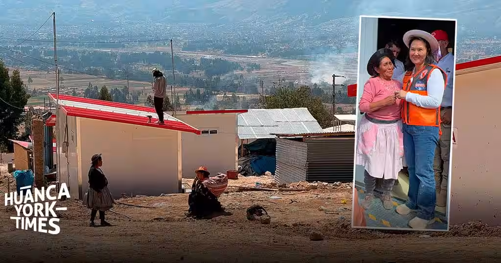 Keiko prometió en Pumpunya 500 viviendas temporales, pero un mes después del sismo solo hay 48