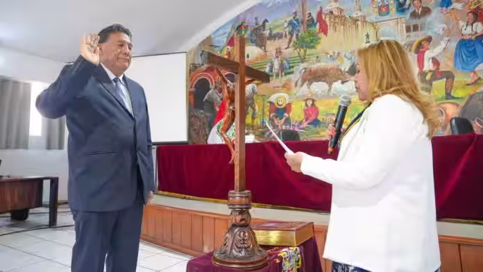 Alcalde de Arequipa por un mes: admite no hará cambios y Ruccy Oscco aún tomará decisiones