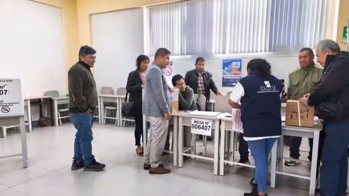 ERM 2026: primera mesa de sufragio de Arequipa se instaló a las 6:06 a. m.