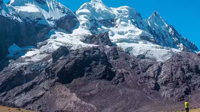 Puno: en la provincia de Melgar nevados de Vilcanota se extinguen y falta agua